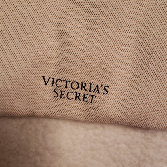 🌞3 for $25 NWT Victoria's secret tote - Picture 4 of 7
